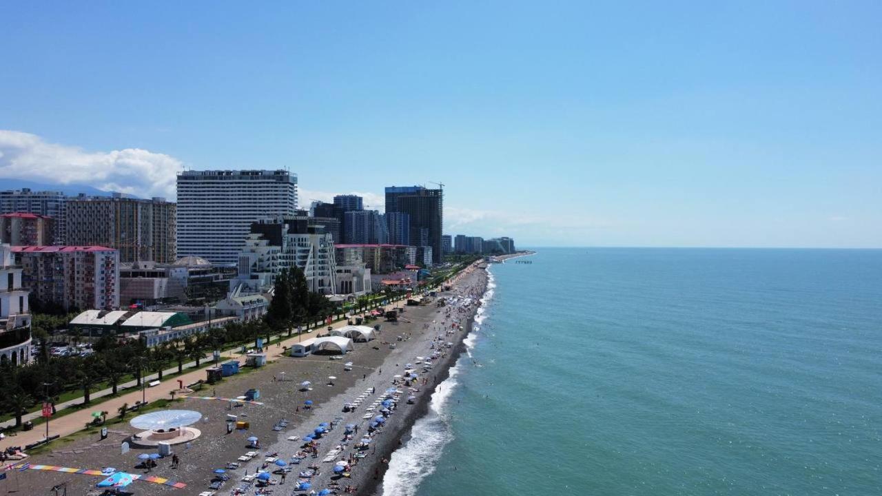 Dan Luxury Apartment Batumi Værelse billede